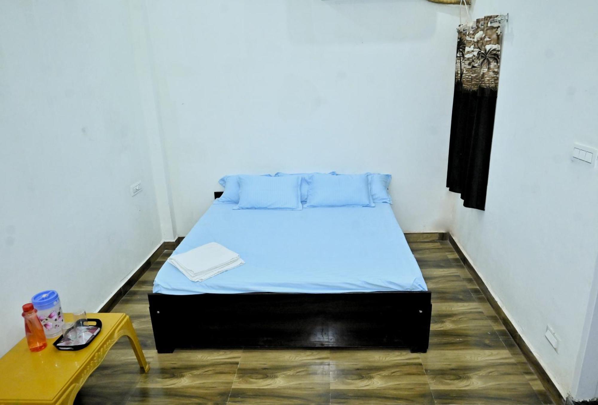 Pitambara Dham Hotel Vrindāvan Екстериор снимка